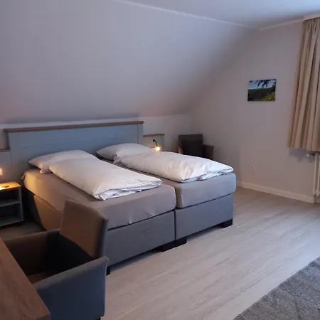 Mein Vierjahreszeiten Garni Superior 3*