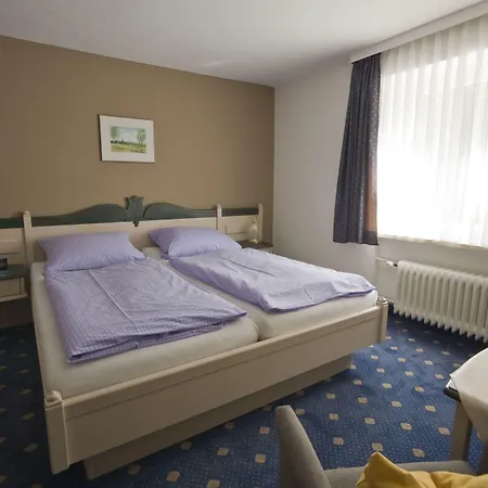 Mein Vierjahreszeiten Garni Superior 3*