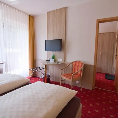 Mein Vierjahreszeiten Garni Superior 3*