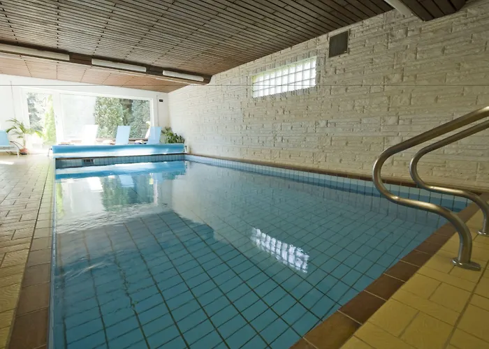 Mein Vierjahreszeiten Garni Superior Hotell 3*